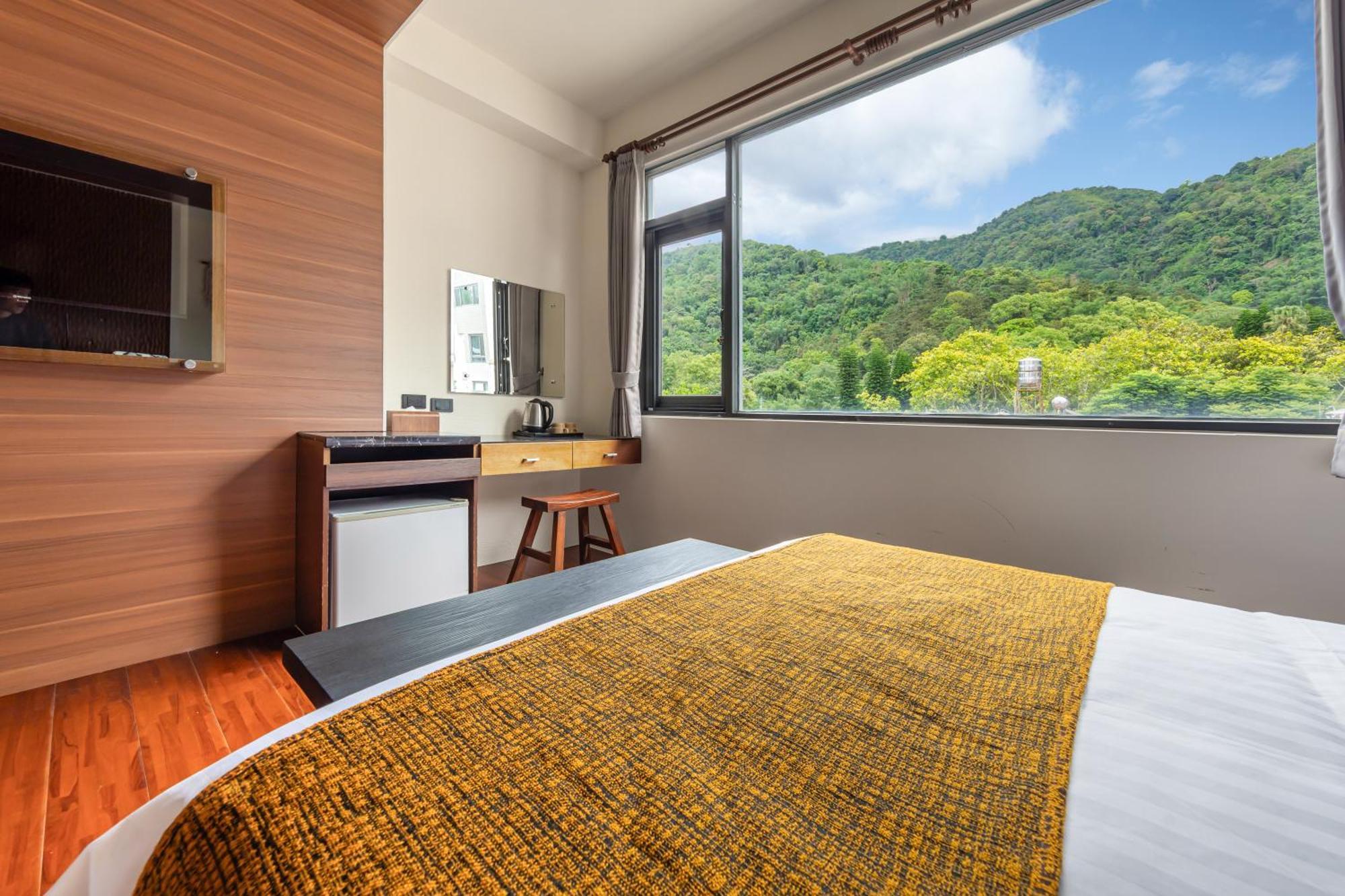 Sun Moon Lake Itathao Vacation Inn With Elevator Yuchi Zewnętrze zdjęcie