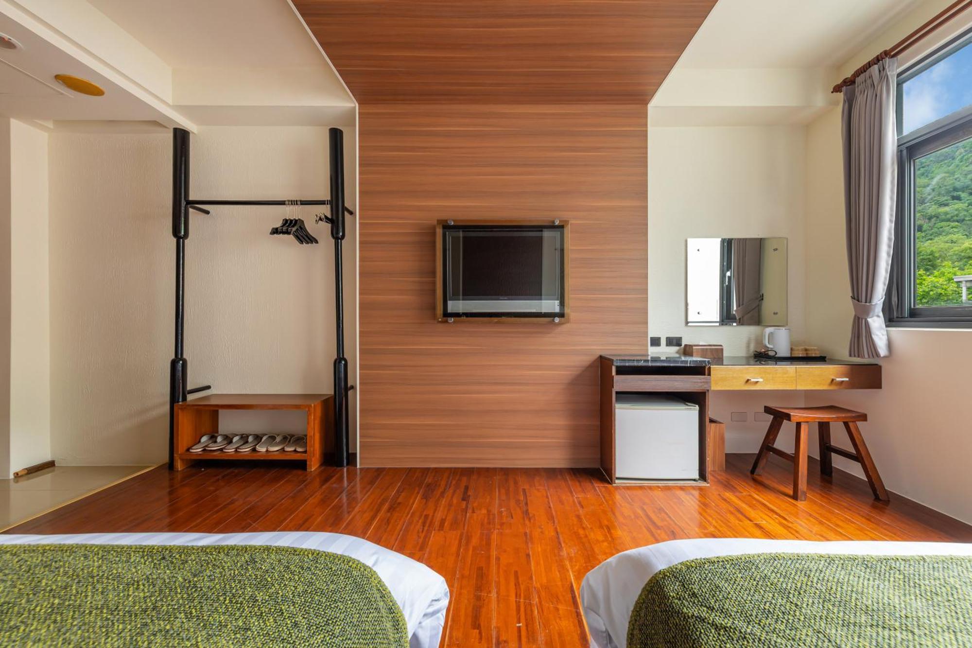 Sun Moon Lake Itathao Vacation Inn With Elevator Yuchi Zewnętrze zdjęcie