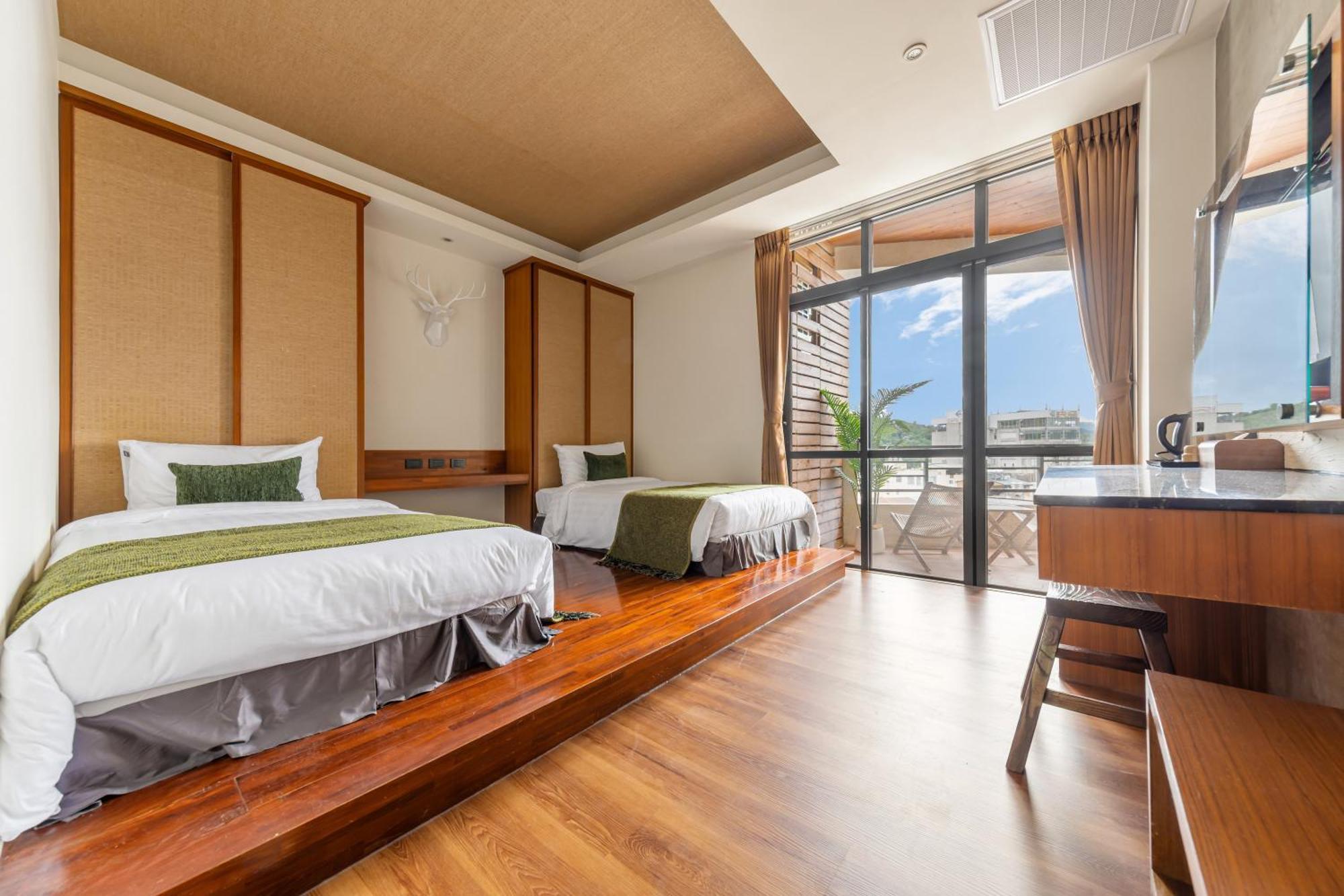 Sun Moon Lake Itathao Vacation Inn With Elevator Yuchi Zewnętrze zdjęcie
