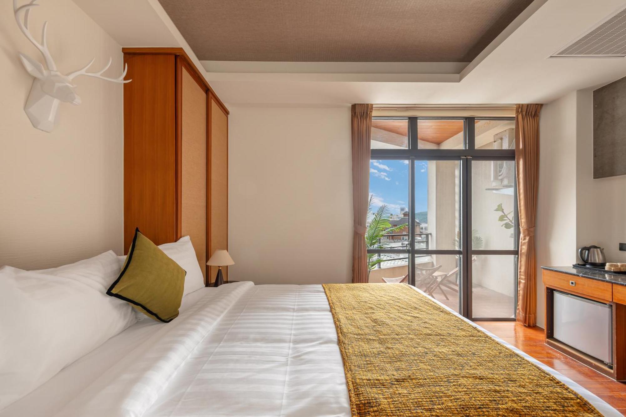 Sun Moon Lake Itathao Vacation Inn With Elevator Yuchi Zewnętrze zdjęcie