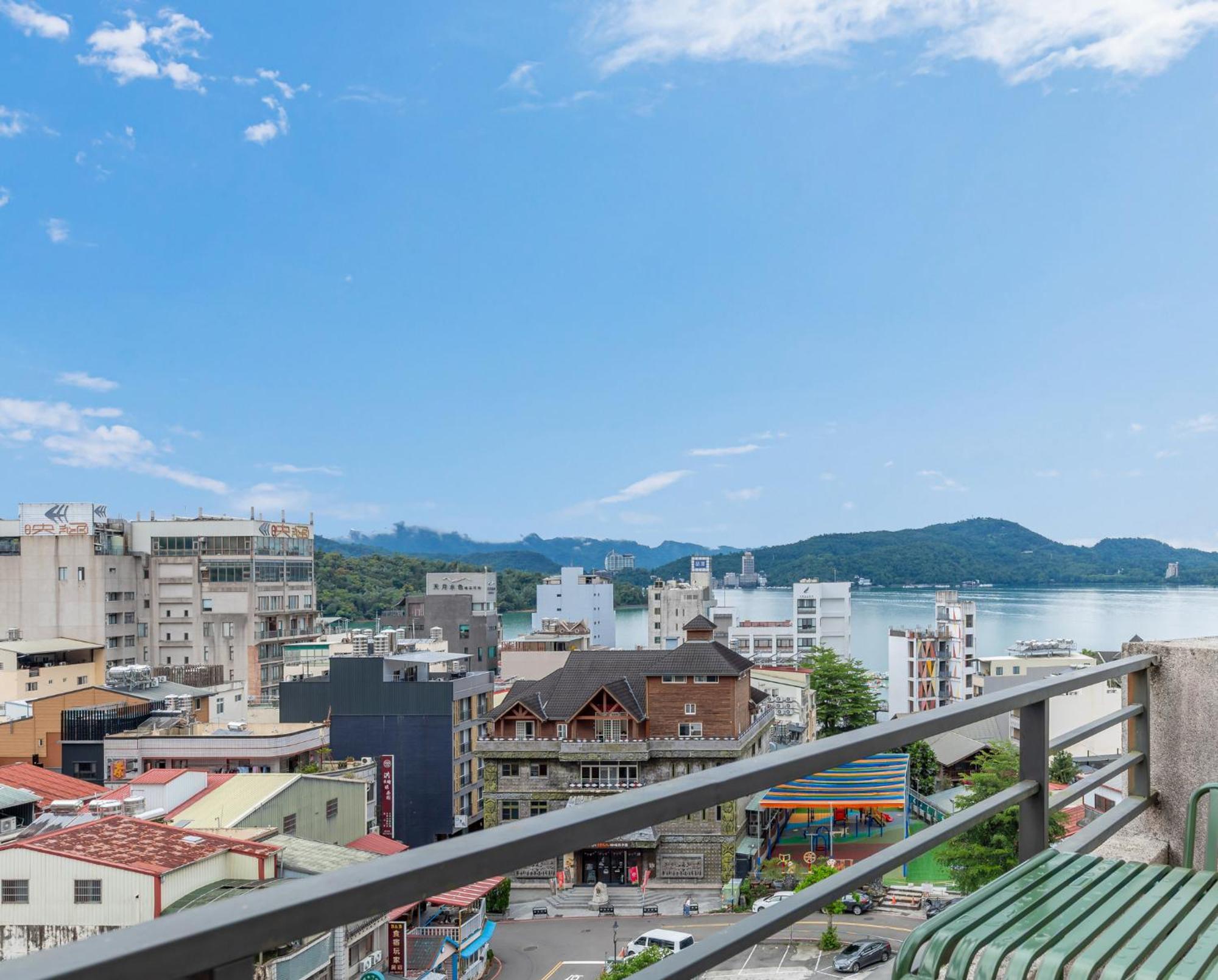 Sun Moon Lake Itathao Vacation Inn With Elevator Yuchi Zewnętrze zdjęcie