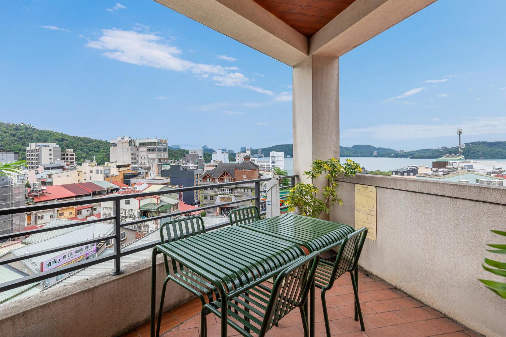 Sun Moon Lake Itathao Vacation Inn With Elevator Yuchi Zewnętrze zdjęcie